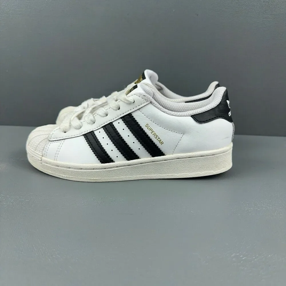 Adidas Kids Size 1 Superstar Shell Toe Sneakers White Black 3 Stripe 789002